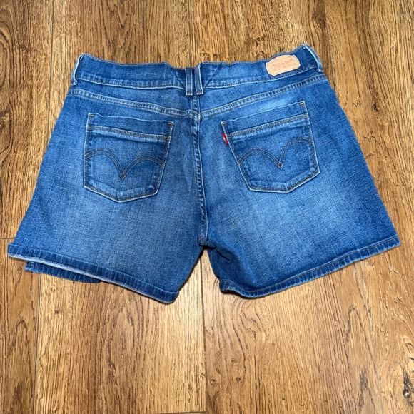 Levi's Pants - Y2K Levis Womens Denim Jean Shorts Stretch Double Button Size 10 Batwing Western